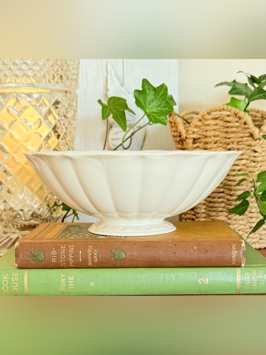 Lenox Other - Vintage Lenox Lotus Collection,Gold Mark 8" Footed Creamy White Serving Bowl
